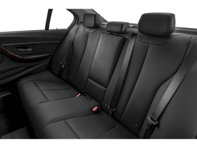 2018 BMW 3 Series 320i NAV/SUNROOF/BLINDSPOT/1 OWNER/4 NEW TIRES