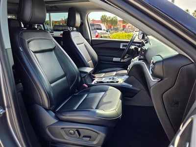 2021 Ford EXPLORER XLT