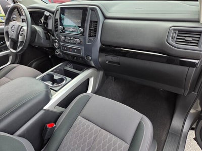 2024 Nissan TITAN XD SV