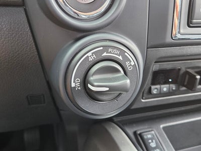2024 Nissan TITAN XD SV