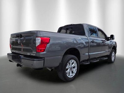 2024 Nissan TITAN XD SV