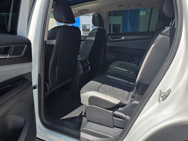 2024 Volkswagen Atlas 2.0T PEAK EDITION SEL