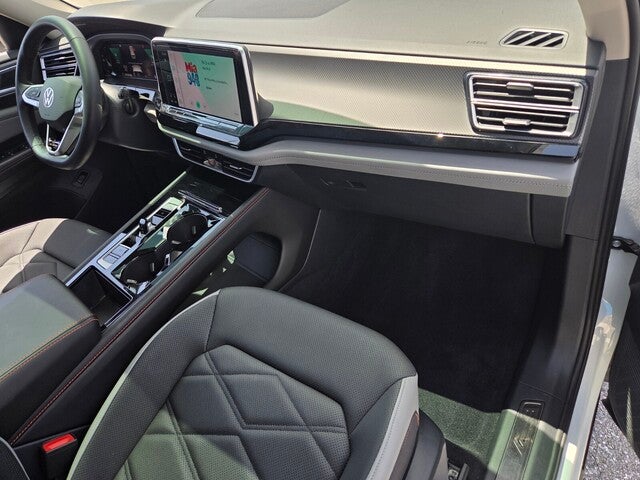 2024 Volkswagen Atlas 2.0T PEAK EDITION SEL