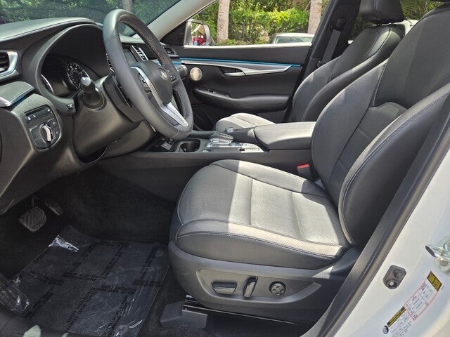 2023 INFINITI QX50 LUXE