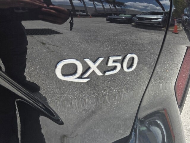 2023 INFINITI QX50 SENSORY