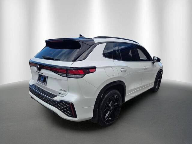2025 Volkswagen Tiguan 2.0T SE R-LINE BLACK