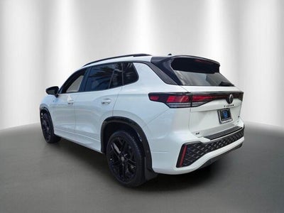 2025 Volkswagen Tiguan 2.0T SE R-LINE BLACK
