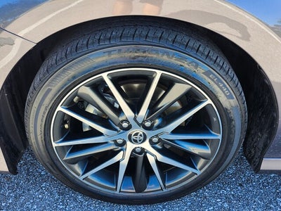 2024 Toyota CAMRY XLE