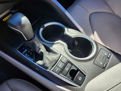 2024 Toyota CAMRY XLE