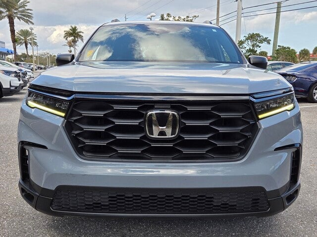 2023 Honda Pilot SPORT