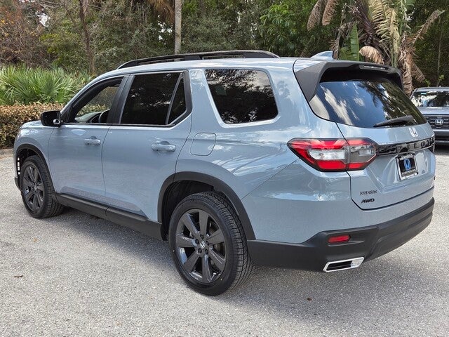 2023 Honda Pilot SPORT