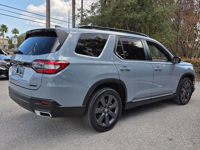 2023 Honda Pilot SPORT