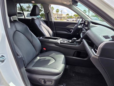 2024 Toyota GRAND HIGHLANDER XLE