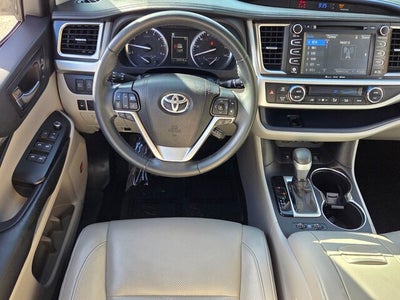 2019 Toyota HIGHLANDER LIMITED