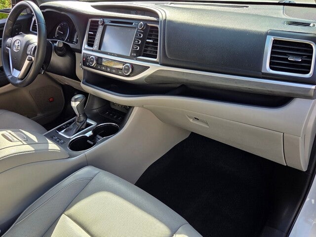 2019 Toyota HIGHLANDER LIMITED