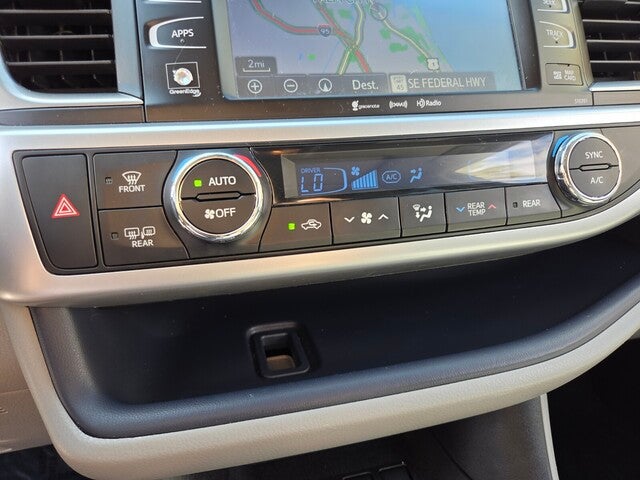 2019 Toyota HIGHLANDER LIMITED