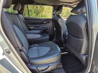 2021 Toyota HIGHLANDER XSE