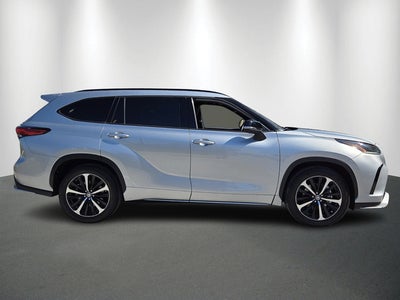 2021 Toyota HIGHLANDER XSE