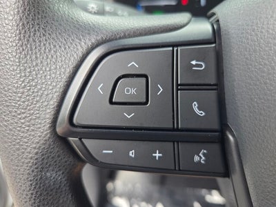 2024 Toyota SIENNA LE