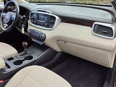 2016 Kia SORENTO LX