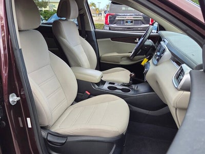 2016 Kia SORENTO LX
