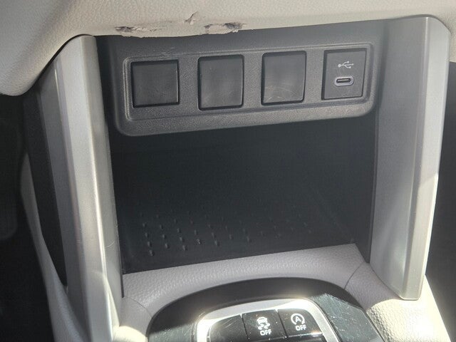 2024 Toyota COROLLA CROSS L