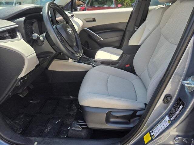 2024 Toyota COROLLA CROSS L