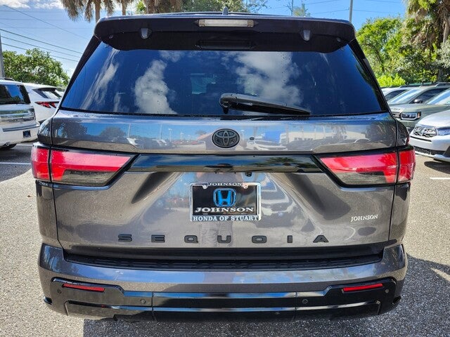 2024 Toyota SEQUOIA PLATINUM
