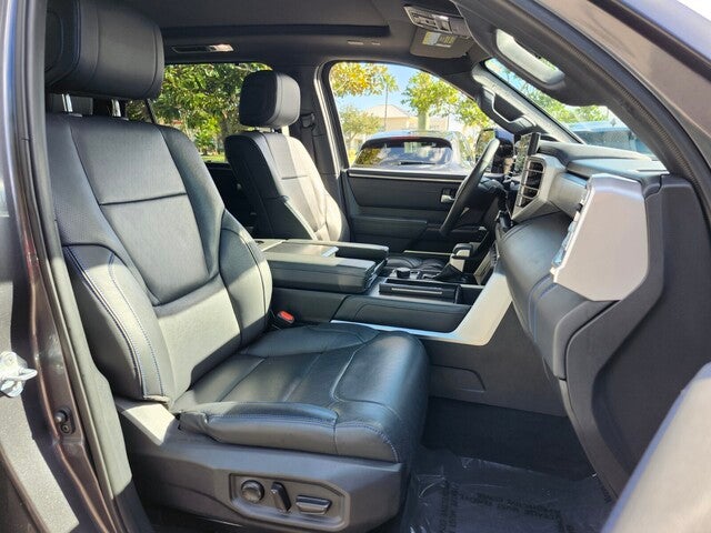 2024 Toyota SEQUOIA PLATINUM