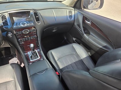2017 INFINITI QX50 BASE