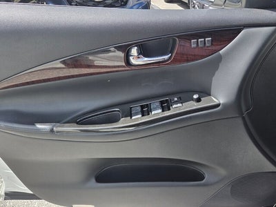 2017 INFINITI QX50 BASE