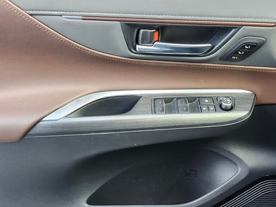 2021 Toyota VENZA LIMITED