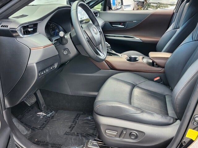 2021 Toyota VENZA LIMITED