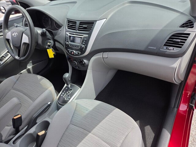 2016 Hyundai ACCENT SE