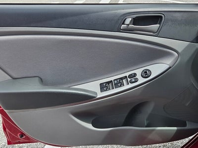 2016 Hyundai ACCENT SE