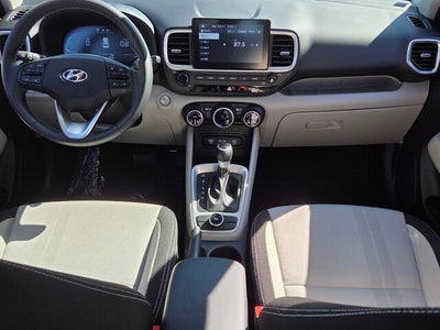 2025 Hyundai VENUE SEL