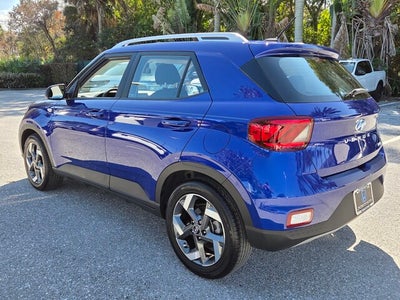 2025 Hyundai VENUE SEL