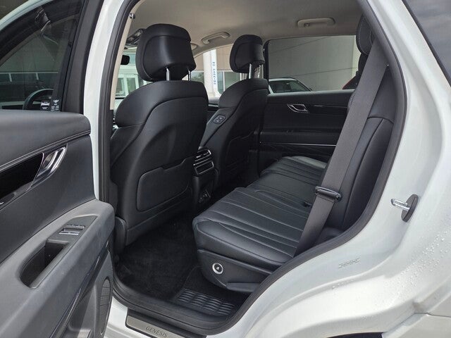 2025 Genesis GV80 2.5T