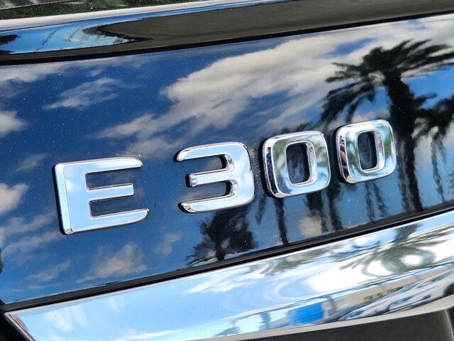 2018 Mercedes-Benz E-CLASS E 300