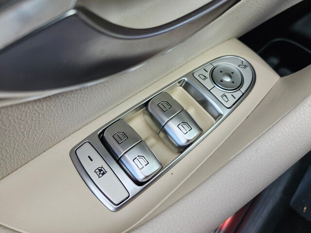 2018 Mercedes-Benz E-CLASS E 300