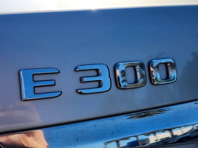 2018 Mercedes-Benz E-CLASS E 300