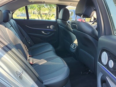 2018 Mercedes-Benz E-CLASS E 300