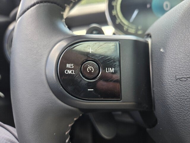 2024 MINI HARDTOP 4 DOOR SIGNATURE