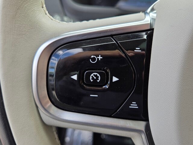 2023 Volvo XC90 ULTIMATE