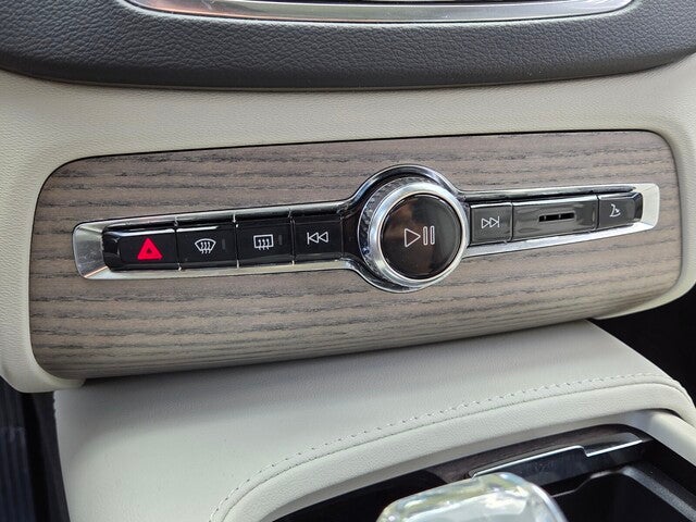 2023 Volvo XC90 ULTIMATE