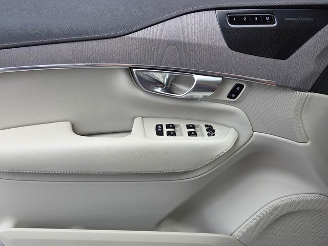 2023 Volvo XC90 ULTIMATE