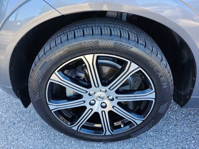 2021 Volvo XC60 T5 INSCRIPTION