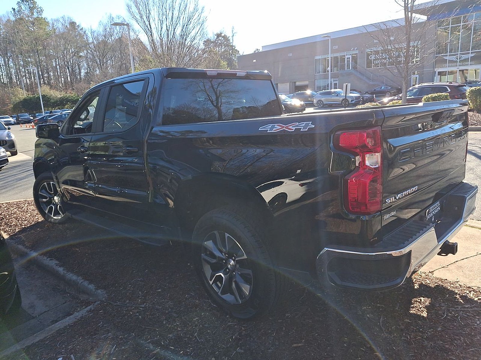 2024 Chevrolet Silverado 1500 4WD Crew Cab Short Bed LT with 2FL