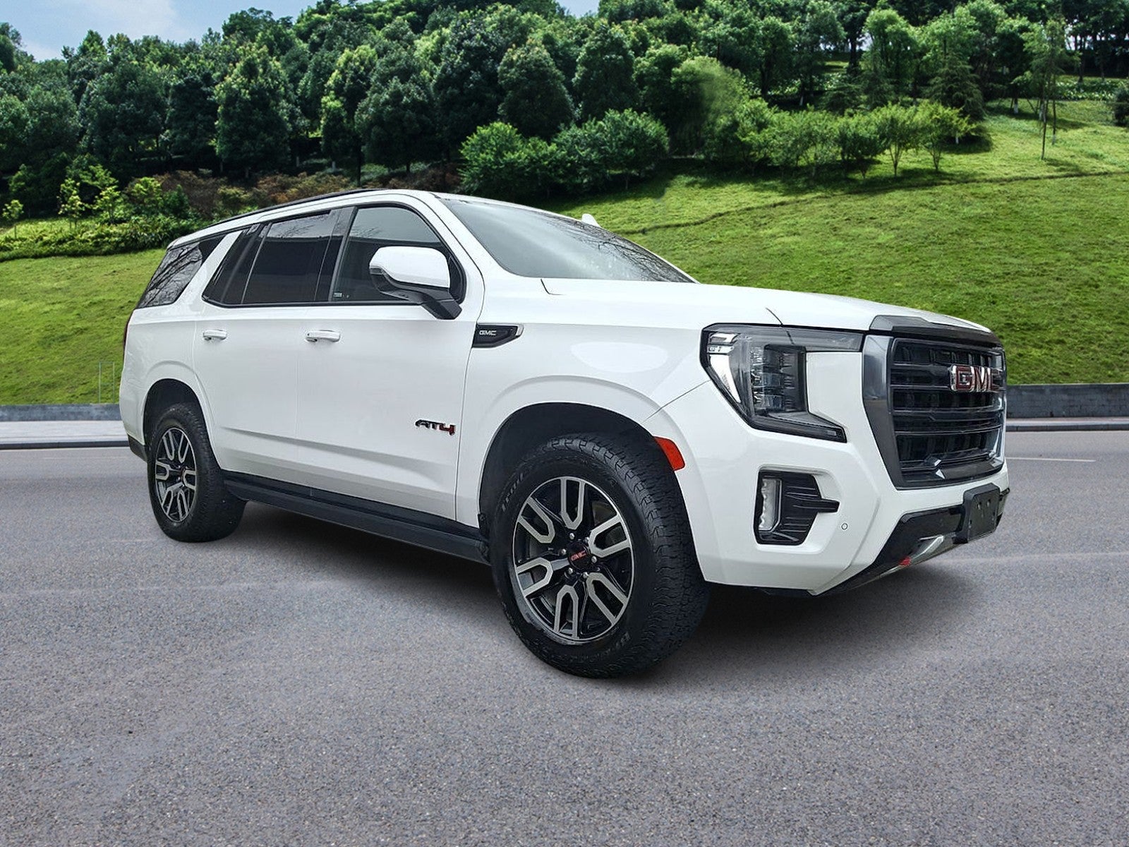 2022 GMC Yukon 4WD AT4