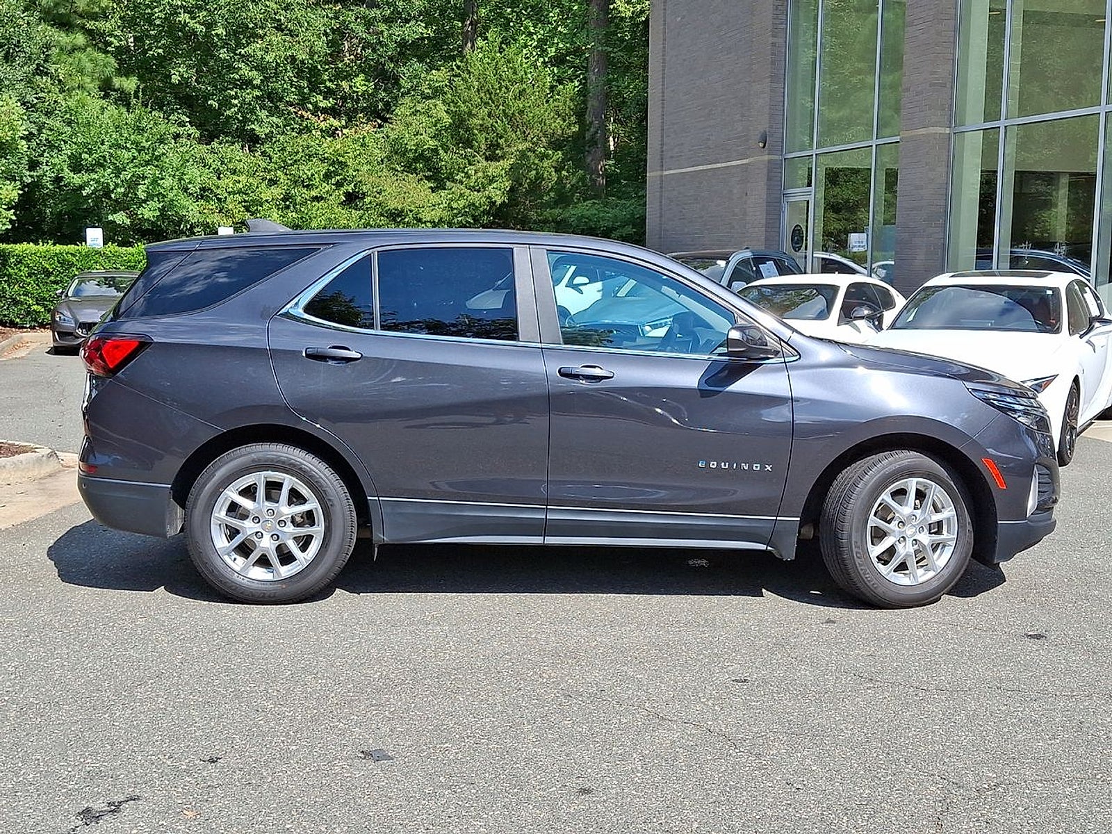 2022 Chevrolet Equinox FWD LT